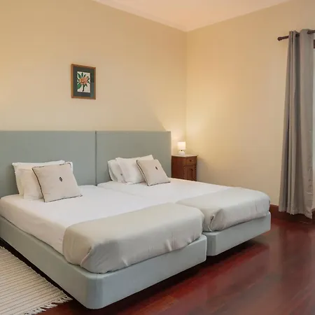 Casa Da Faja Alta - With Breakfast Included, By An Island Bed & Breakfast 4*