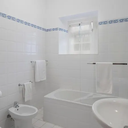 Casa Da Faja Alta - With Breakfast Included, By An Island Bed & Breakfast