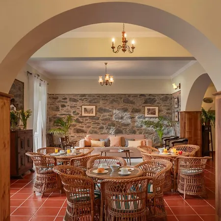 Bed & Breakfast Casa Da Faja Alta - With Breakfast Included, By An Island Jogo da Bola