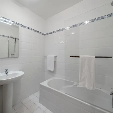 Casa Da Faja Alta - With Breakfast Included, By An Island 4*