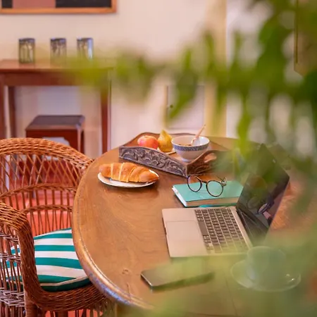 לינה וארוחת בוקר Casa Da Faja Alta - With Breakfast Included, By An Island