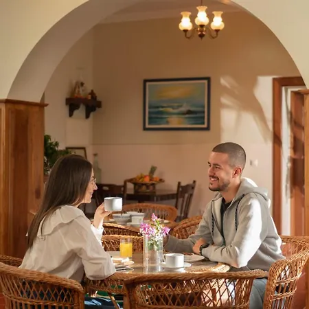 Casa Da Faja Alta - With Breakfast Included, By An Island Couette-café Jogo da Bola
