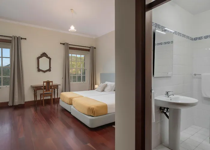 Casa Da Faja Alta - With Breakfast Included, By An Island Bed & Breakfast