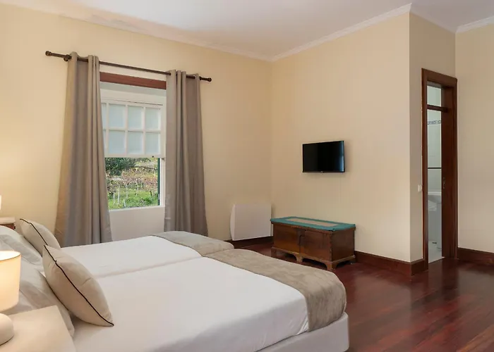 Bed & Breakfast Casa Da Faja Alta - With Breakfast Included, By An Island