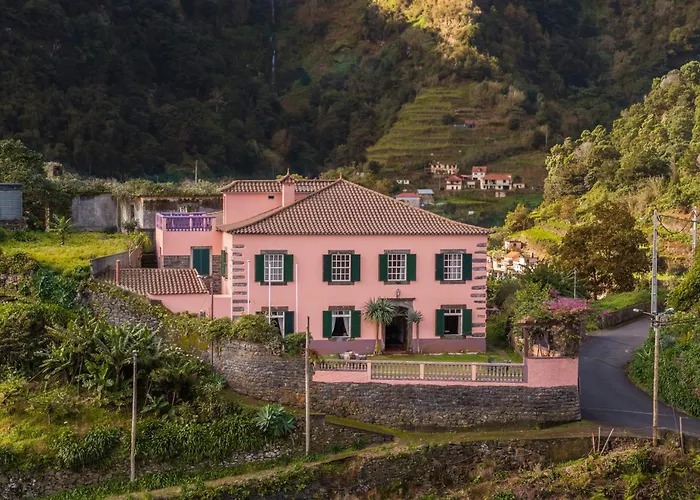 Bed & Breakfast Casa Da Faja Alta - With Breakfast Included, By An Island