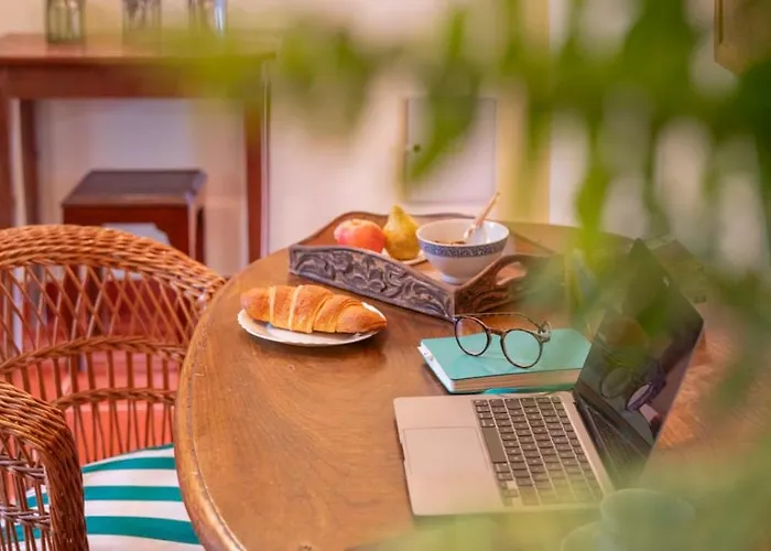 Bed & Breakfast Casa Da Faja Alta - With Breakfast Included, By An Island