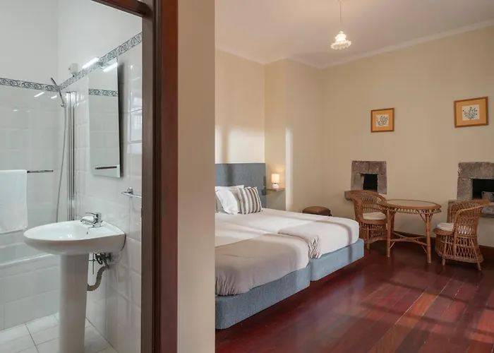 Casa Da Faja Alta - With Breakfast Included, By An Island Bed & Breakfast 4*