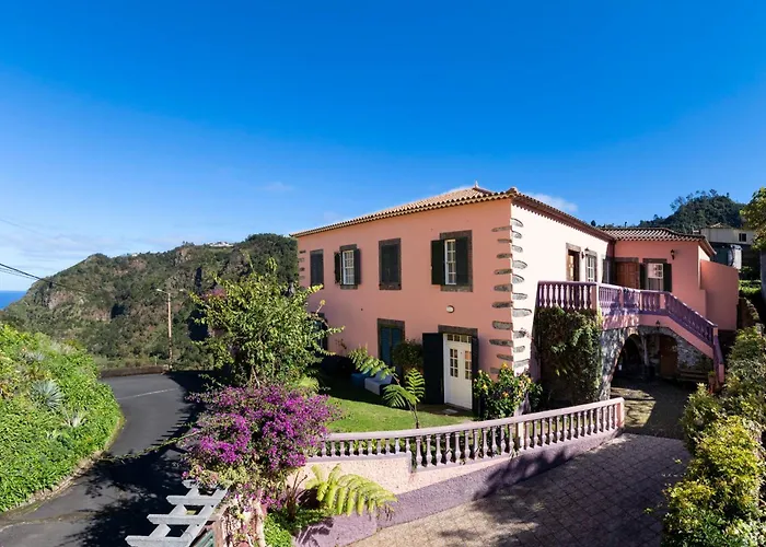 Bed & Breakfast Casa Da Faja Alta - With Breakfast Included, By An Island 4*