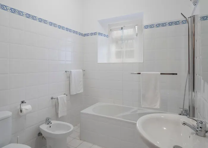 Casa Da Faja Alta - With Breakfast Included, By An Island Bed & Breakfast